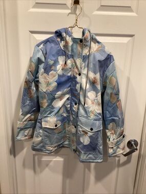 Light Blue Floral Hooded Raincoat